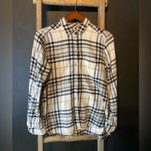 American Eagle Outfitters Plaid Button Down Shirt - Black and Gray